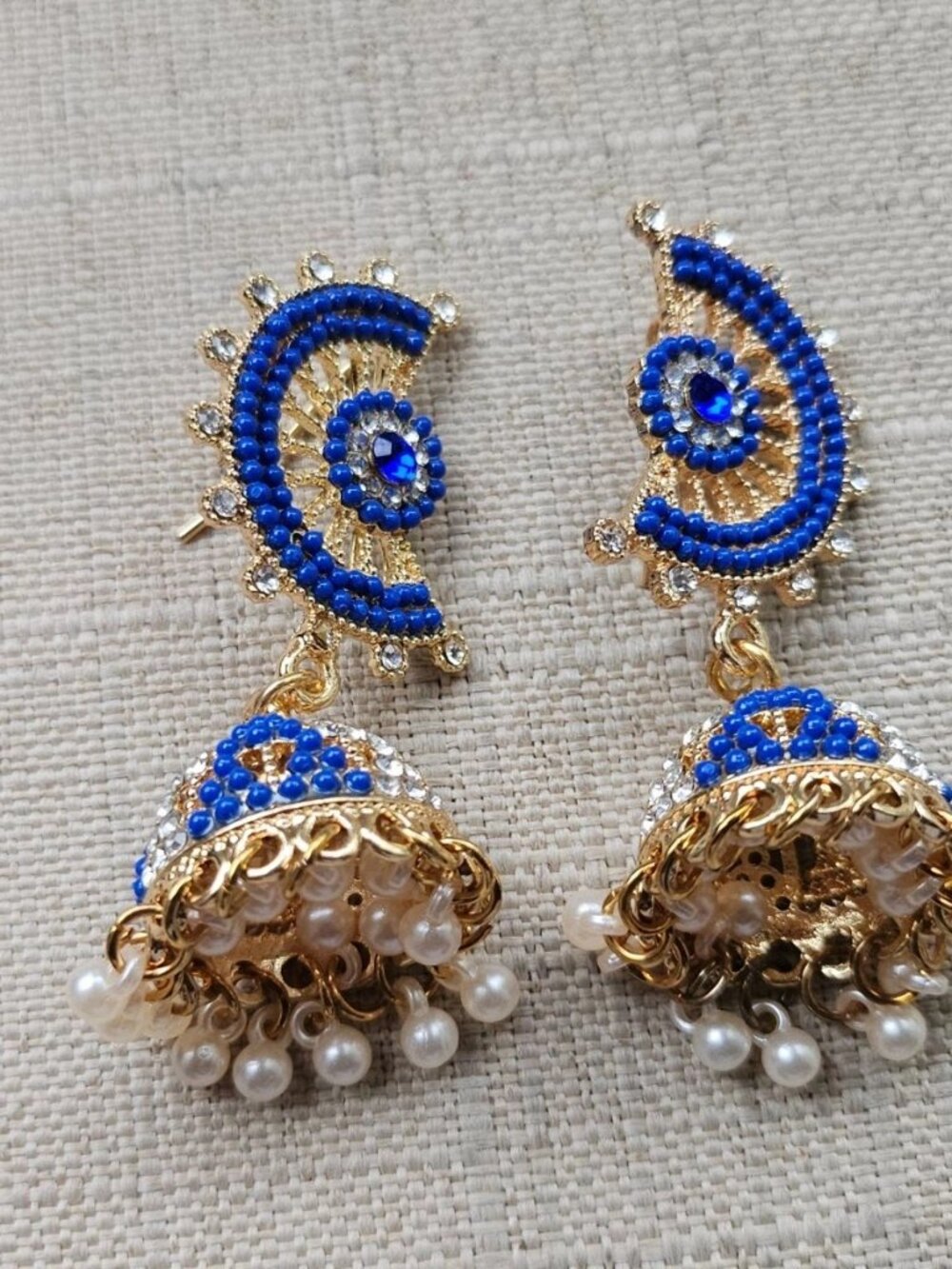 Jhumka Earrings Blue Tone Bead Gold Tone Chandelier High Quality Fashion Jewelry - Picture 4 of 12